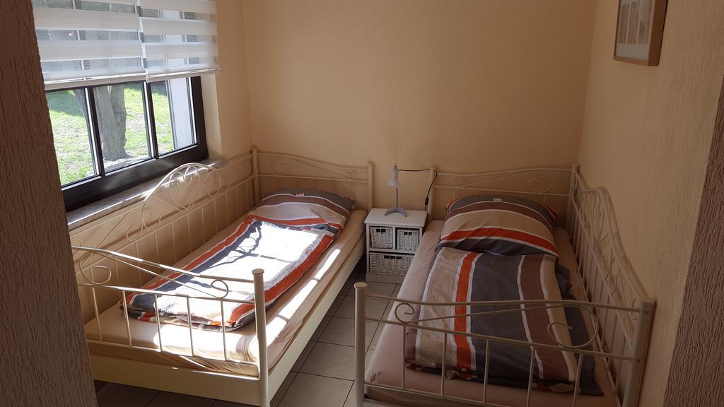 Spacious With Private Swimming Pool Villa