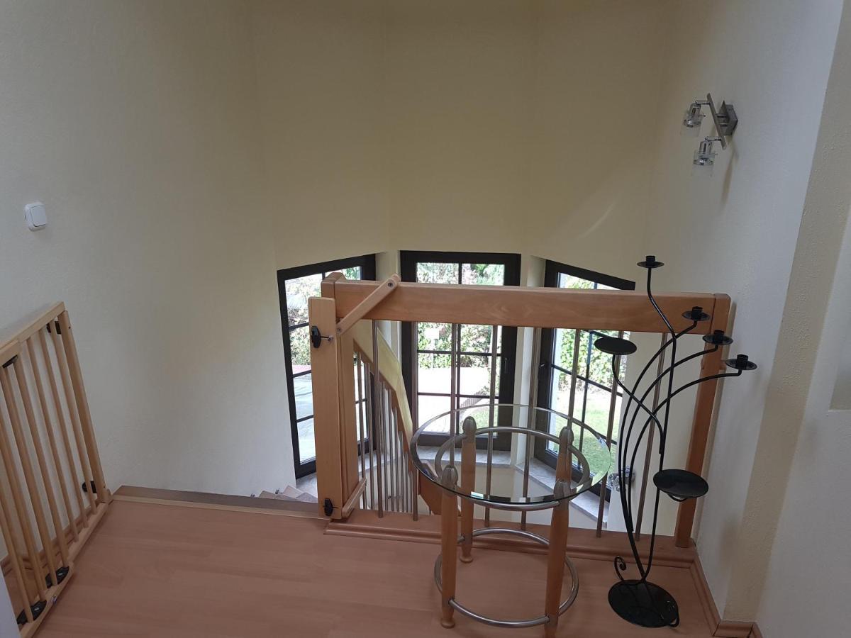 Villa Spacious With Private Swimming Pool